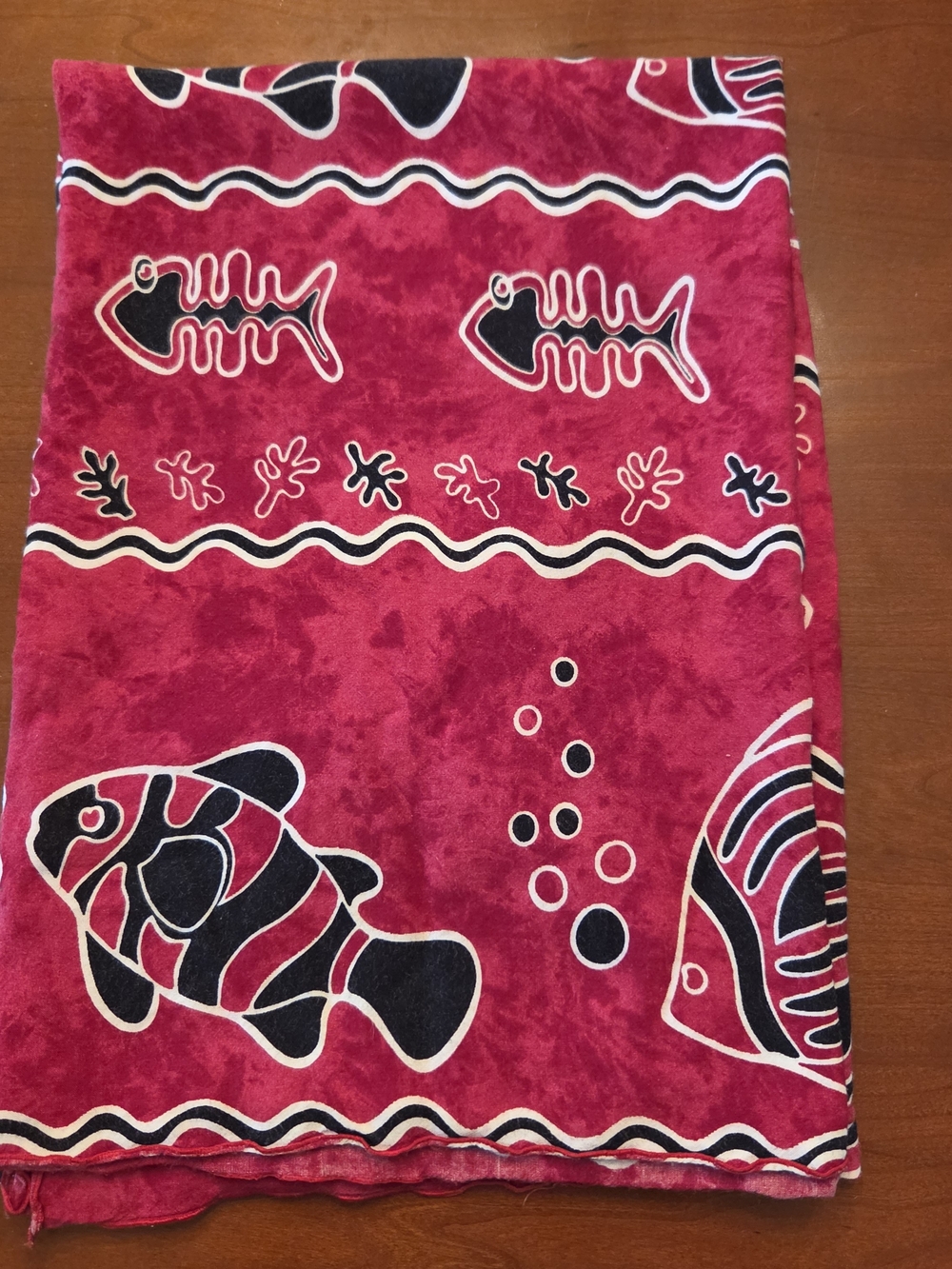 Hawaiian Fish Theme Tribal Print Wrap Scarf Red Black White  31"x42.5" Beachy